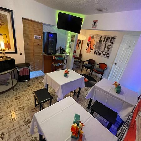 Habitacion Centrica Calle 8 Miami  Exterior foto